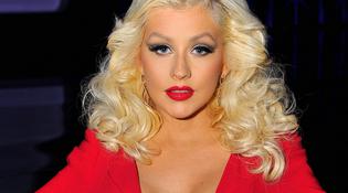 Η Ελληνίδα ηθοποιός που καθάριζε το σπίτι της Christina Aguilera-Δεν θα πιστεύετε πόσα χρήματα έπαιρνε την ημέρα! [Βίντεο]