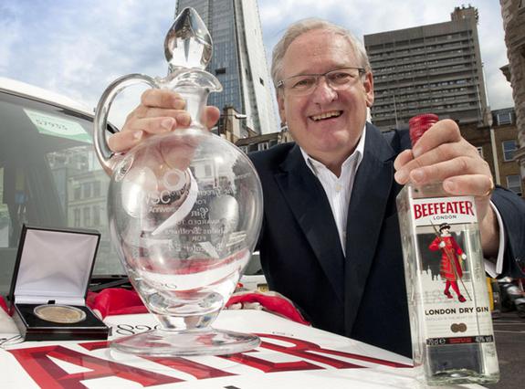 Tο Beefeater gin, κέρδισε το βραβείο Gin Trophy στο φετινό International Wine & Spirits Competition 