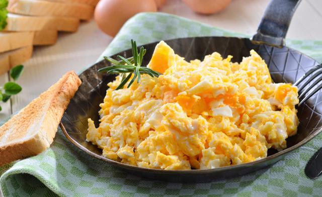 8 μυστικά για τέλεια scrambled eggs
