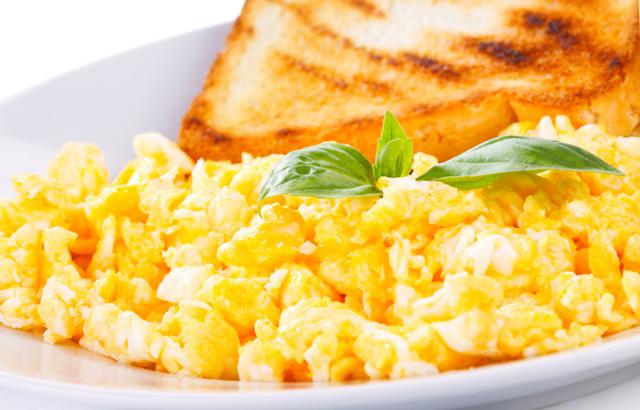 8 μυστικά για τέλεια scrambled eggs