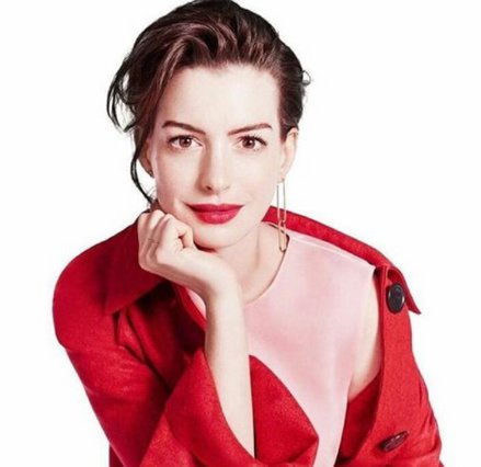 Anne Hathaway: H απάντηση της στους μελλοντικούς της επικριτές  