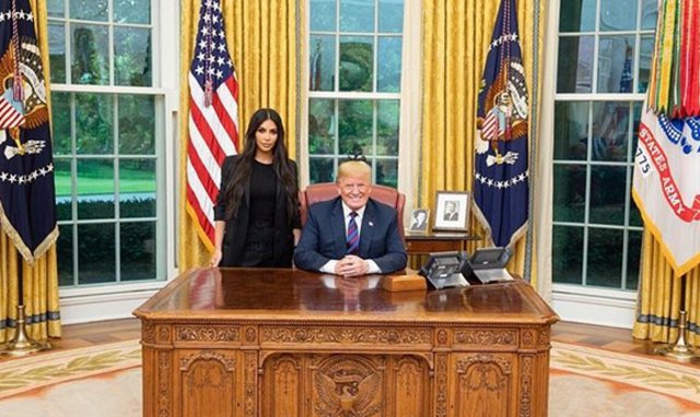 Υψηλή συνάντηση Kim Kardashian και Donald Trump στον Λευκό Οίκο: Τι συζήτησαν 