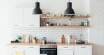 3 τρόποι για καθαρίσεις την κουζίνα ανάλογα με τον χρόνο που διαθέτεις 