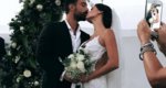 Παντρεύτηκαν Σάκης Τανιμανίδης - Χριστίνα Μπόμπα: Οι πρώτες φωτογραφίες είναι απίθανες 