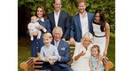Ο πρίγκιπας Κάρολος γιορτάζει και όλη η οικογένεια ποζάρει στο πλευρό του 