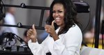 Michelle Obama: Δες τη πρώτη φορά με τα φυσικά -άφρο- μαλλιά της [photo]
