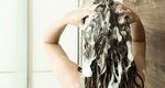 Έχεις βαμμένα μαλλιά; Να τι πρέπει να αποφύγεις όταν τα λούζεις