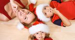 Τα πιο απίθανα μέρη που επιλέγουν οι γονείς για να κρύψουν τα δώρα μέχρι τα Χριστούγεννα