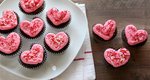 Πώς να φτιάξεις cupcakes σε σχήμα καρδιάς αν δεν έχεις ειδικές φορμίτσες 