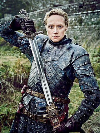 Gwendoline Christie: Η Lady Brienne of Tarth όπως δεν την έχεις ξαναδεί [photos]