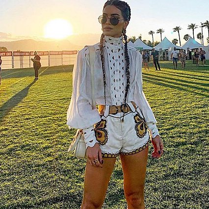 Τα καλύτερα celebrity beauty looks του φετινού Coachella 