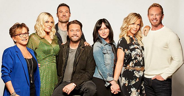 Beverly Hills 90210: Οι πρωταγωνιστές της σειράς όπως πραγματικά δεν τους έχεις ξαναδεί [video]