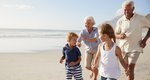 Οι παππούδες και οι γιαγιάδες ζούν περισσότερο όταν κάνουν babysitting στα εγγόνια τους