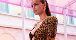 Η ανδρική κολεξιόν του οίκου Versace έκρυβε μερικές εκπλήξεις από διάσημες κυρίες της μόδας