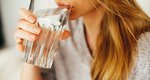 4 τρόποι να πίνεις περισσότερο νερό 