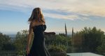 Jennifer Aniston: Η πρώτη ανάρτηση μετά τη συνάντηση με τον Brad Pitt, η σαμπάνια και η Beyonce