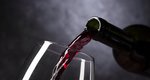 Πώς μπορείς να αποθηκεύσεις ένα ανοιχτό μπουκάλι κόκκινο κρασί χωρίς να χάσει τη γεύση του