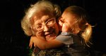 Παγκόσμια ημέρα του παππού και της γιαγιάς: Μην ξεχάσεις να τους χαρίσεις μια αγκαλιά, έστω και από μακριά 