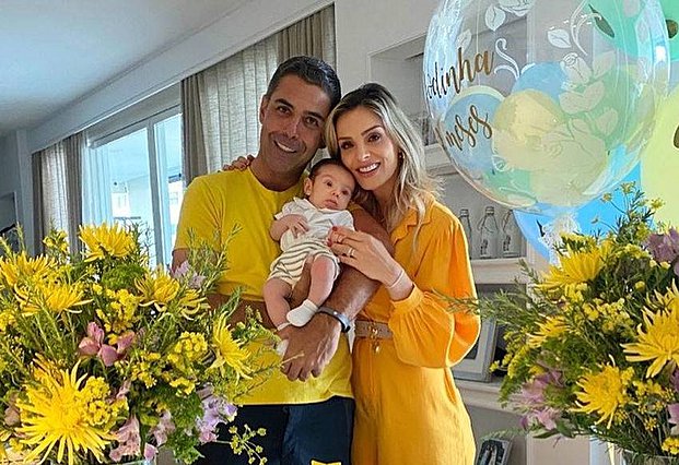 Αλβάρο: Ο γιος του πρώην συζύγου της Αθηνάς Ωνάση είναι τριών μηνών, έχει instagram και κάνει ιππασία! 