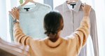 Πώς να διπλώσεις τα ρούχα για να εξοικονομήσεις χώρο στη ντουλάπα ή την συρταριέρα σου
