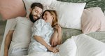 5 τρόποι για να ξυπνήσεις το πρωί τον σύντροφο σου με γλυκό τρόπο