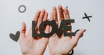 5 στοιχεία στη συμπεριφορά του που δείχνουν ότι είναι ερωτευμένος μαζί σου