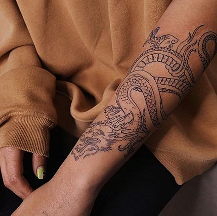 Πώς να φροντίσεις το νέο σου τατουάζ, σύμφωνα με τους ειδικούς 