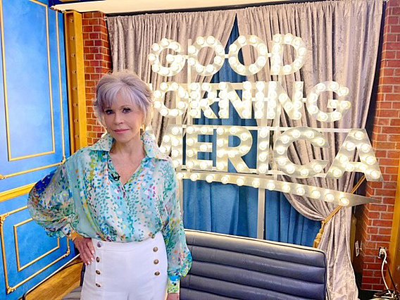 Η Jane Fonda αποκαλύπτει τους 5 χρυσούς κανόνες ομορφιάς για κάθε ηλικία και εξηγεί γιατί δεν κάνει άλλο λίφτινγκ 