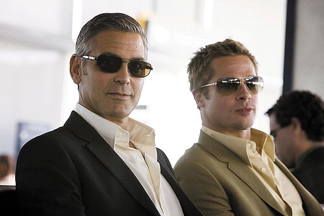 Brad Pitt - George Clooney: Η πλάκα μεταξύ των δύο κολλητών συνεχίζεται για το ποιος είναι ο ομορφότερος άνδρας στον κόσμο