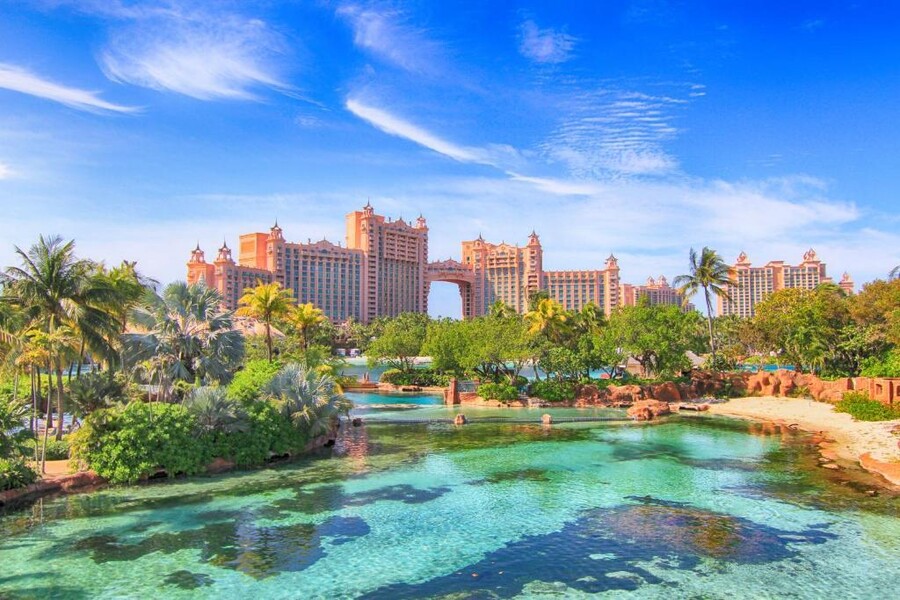 ATLANTIS_NASSAU_TOUNI_ALEXADNROU_3_6946d.jpg