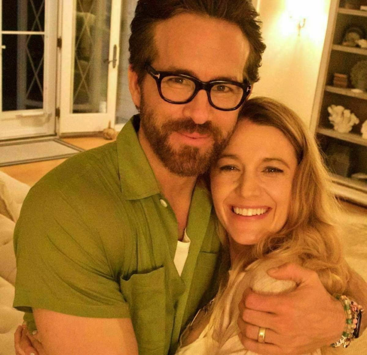 Ryan Reynolds για το τέταρτο παιδί: «Το σπίτι είναι ένας ζωολογικός κήπος. Θα περάσω το υπόλοιπο της ζωής μου στο γραφείο»