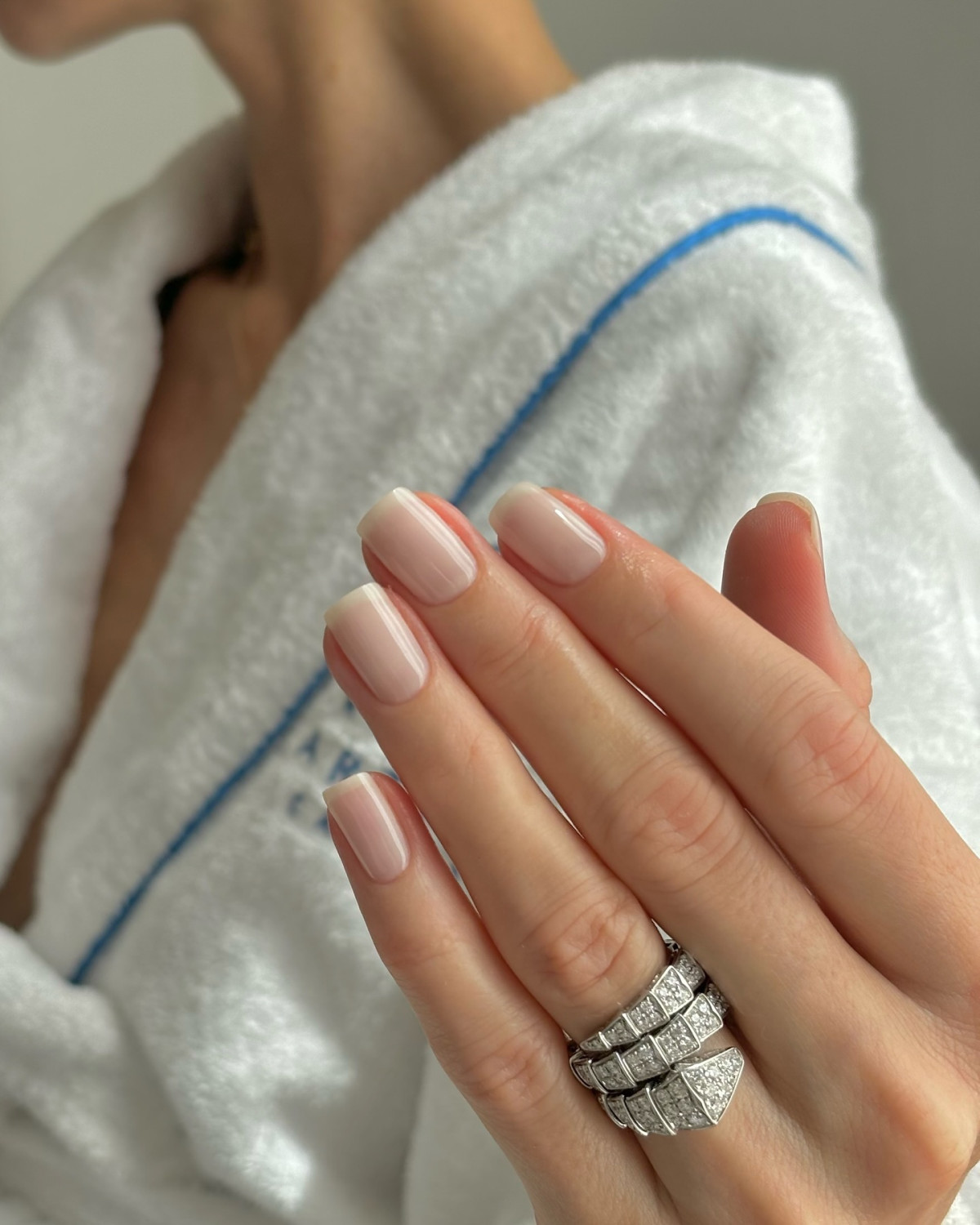 Ξέχνα το ombre! Τα «fombre» nails είναι η νέα τάση