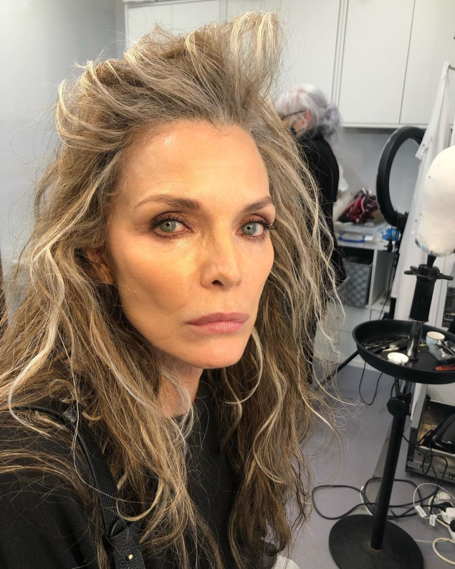 Michelle Pfeiffer: Μίλησε για τις αισθητικές επεμβάσεις και αποκάλυψε το μυστικό που τη διατηρεί λαμπερή στα 64 της