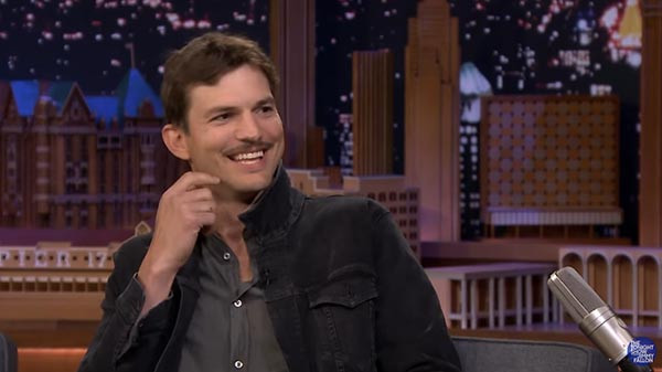 Ashton Kutcher: Μίλησε για την εξωσωματική και την αποβολή της πρώην του, Demi Moore - «Πραγματικά επώδυνο»