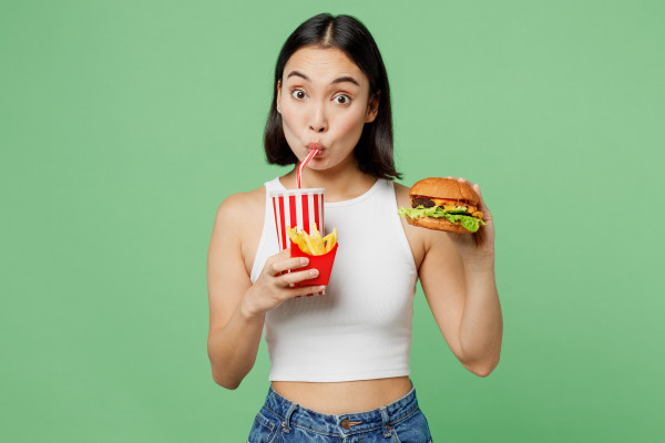 Τρως συνέχεια junk food; Tips για να πεις &#039;&#039;αντίο&#039;&#039; μια για πάντα